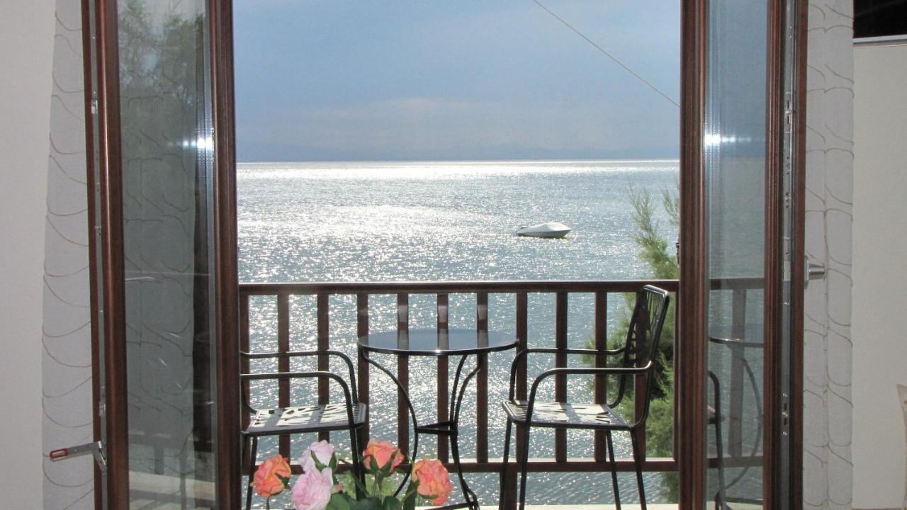 Sunset Suites Lefokastro Bagian luar foto